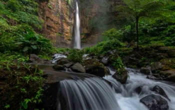 Air Terjun Kapas Biru