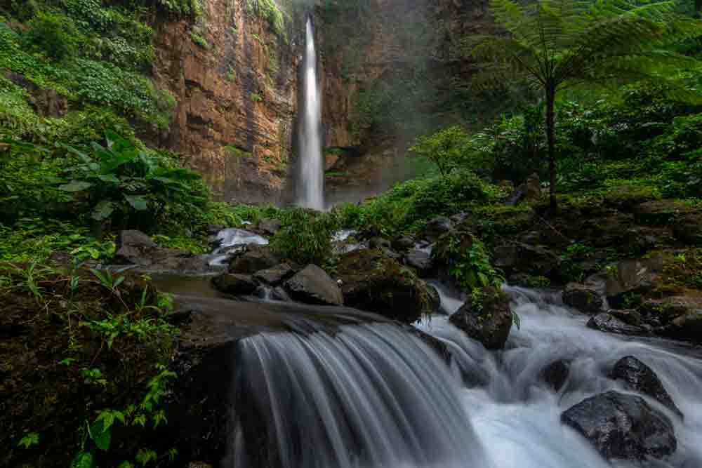 Air Terjun Kapas Biru